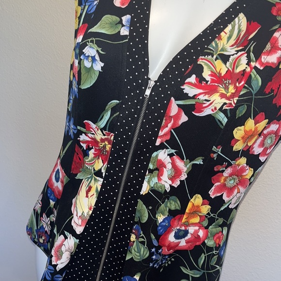 NY & Co Zip Vest / Top - Picture 5 of 5